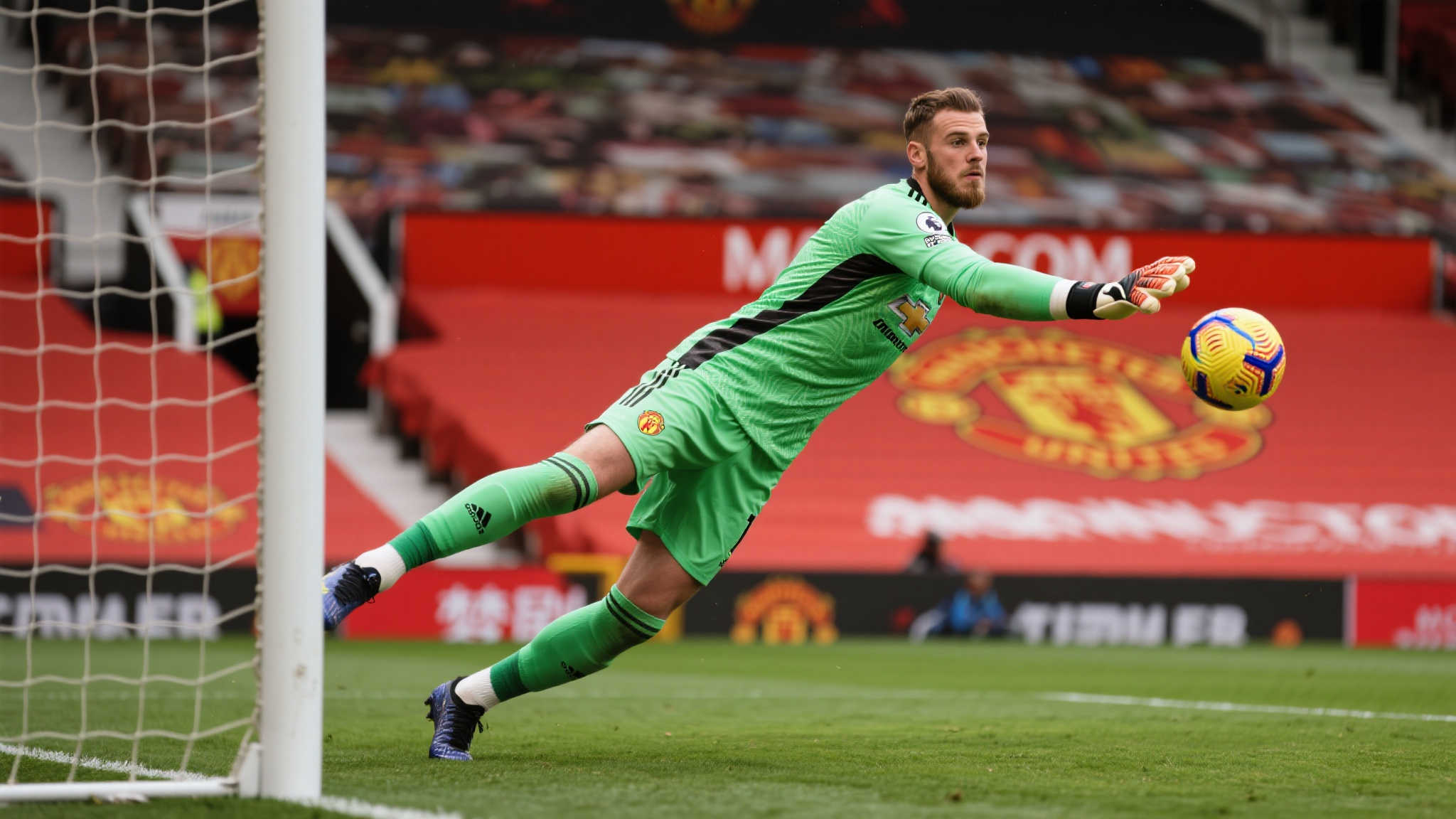 消息称:奥纳纳计划留在曼联,除非被告知不再需要 消息称:奥纳纳计划留在曼联,除非被告知不再需要